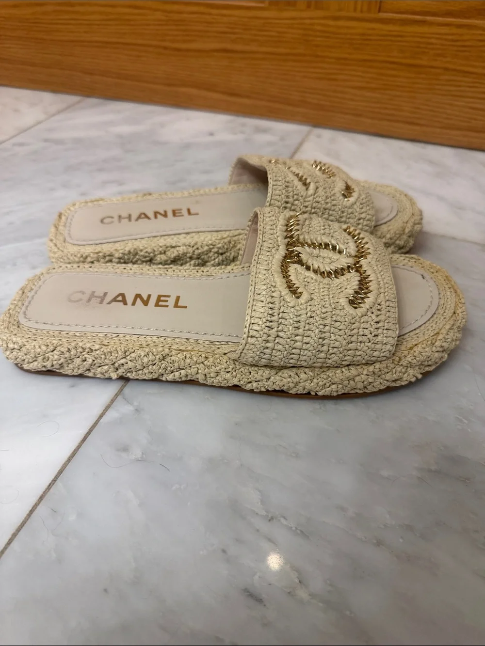 CHANEL Beige Raffia CC Slide Mules with Gold Logo Detail